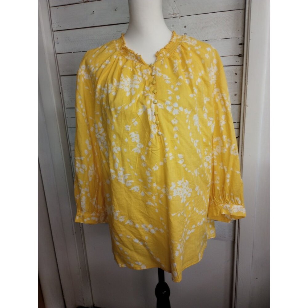 St. John's Bay Top Women's 0X Yellow White 3/4 Sleeve Lightweight